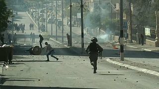 Due palestinesi uccisi nella Striscia di Gaza, scontri in Cisgiordania