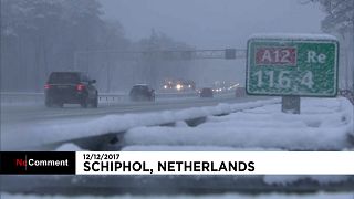 Havazás nehezíti a közlekedést Hollandiában