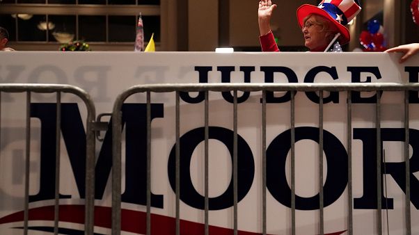 Senats-Nachwahl in Alabama: Moore erkennt Niederlage noch nicht an Senats-Nachwahl in Alabama: Moore erkennt Niederlage noch nicht an