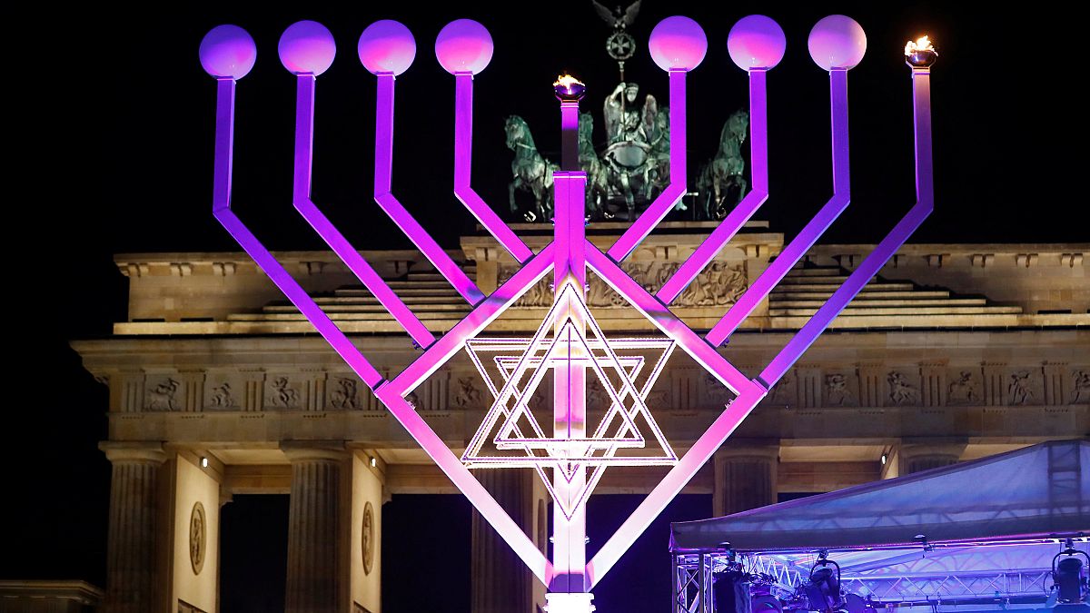 Berlin lance la fête juive d'Hanoukka