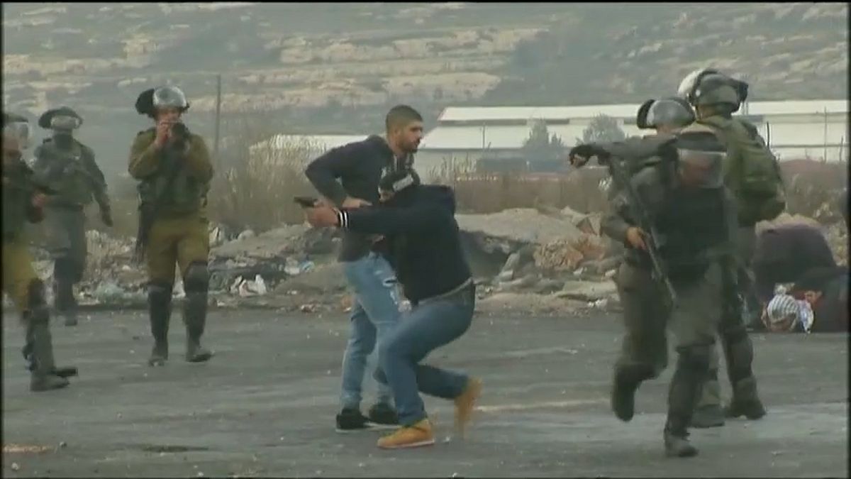 عنصران من المستعربين مع الجيش الإسرائيلي بالضفة الغربية