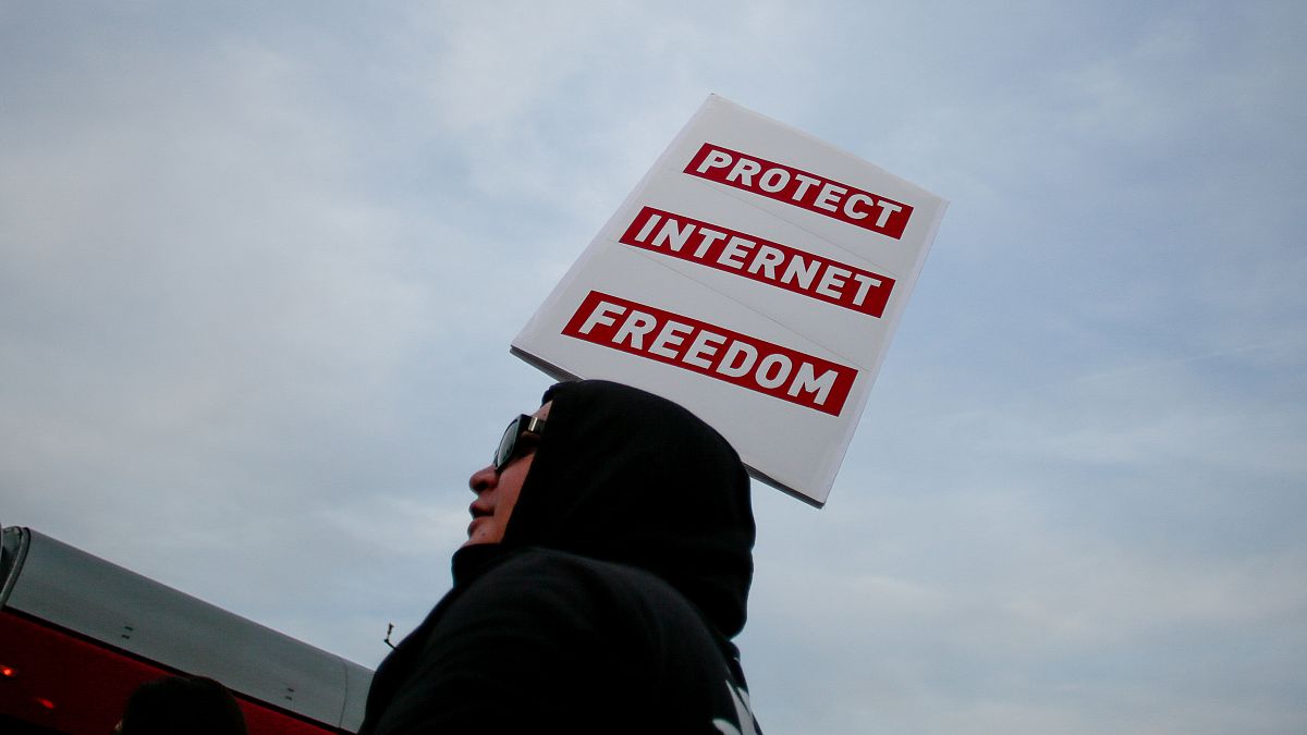 USA: Umstrittene Entscheidung gegen Netzneutralität