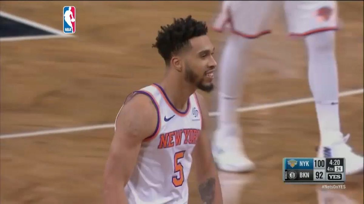 Los Knicks se imponen a los Nets en el derbi 104-111