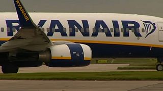 Elkerülné a sztrájkot a Ryanair