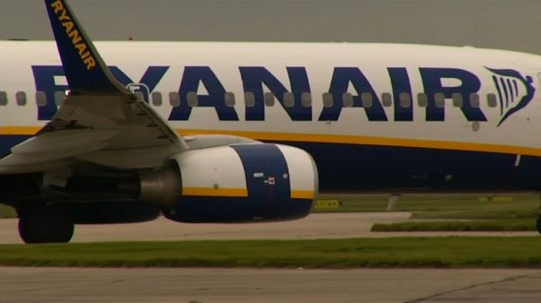 Ryanair apre ai sindacati, è vera svolta? Ryanair apre ai sindacati, è vera svolta?