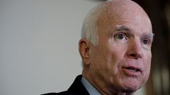Kanserle savaşan Cumhuriyetçi Senatör John Mccain zor günler geçiriyor