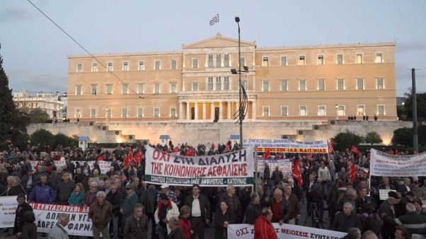 Manifestación en Atenas contra los recortes de pensiones Manifestación en Atenas contra los recortes de pensiones