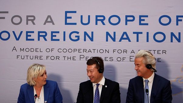 L'extrême droite européenne réunie à Prague L'extrême droite européenne réunie à Prague