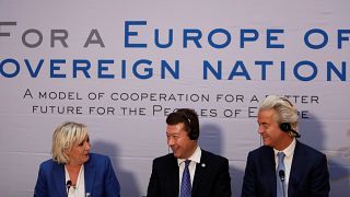 Líderes dos partidos populistas europeus unidos contra a UE
