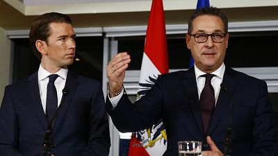 Coligação austríaca quer retirar poderes à UE