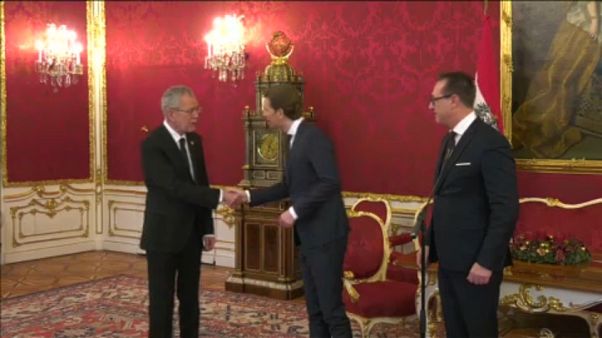 A szélsőjobb adja a bel- és a külügyminisztert Ausztriában A szélsőjobb adja a bel- és a külügyminisztert Ausztriában