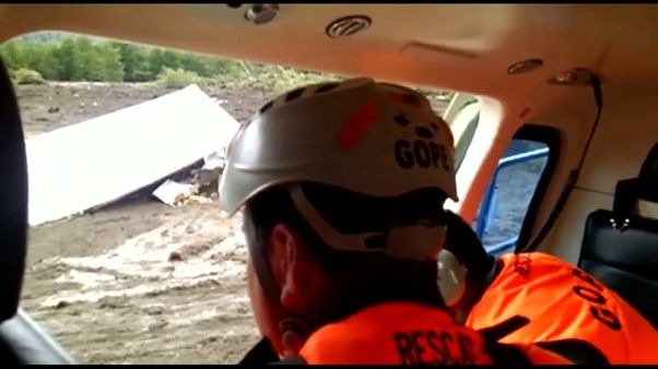 Varios muertos y desaparecidos en un alud de tierra en la Patagonia chilena Varios muertos y desaparecidos en un alud de tierra en la Patagonia chilena