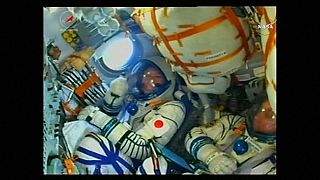 La nave Soyuz y sus tres tripulantes, rumbo a la EEI