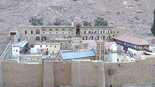 إعادة افتتاح أقدم مكتبة دينية تاريخية في أقدم دير في العالم