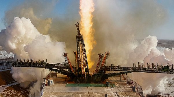 A Szojuz MSZ-07 típusú űrhajó kilövése a kazahsztáni Bajkonurból A Szojuz MSZ-07 típusú űrhajó kilövése a kazahsztáni Bajkonurból