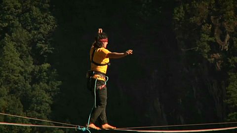 China-SLACKLINING_RECORD