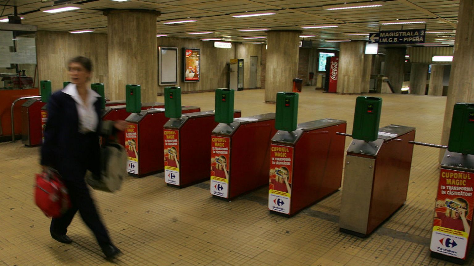 Fear on Bucharest’s metro after woman pushed in front of metro train