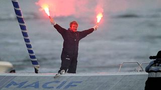 French sailor smashes solo world record