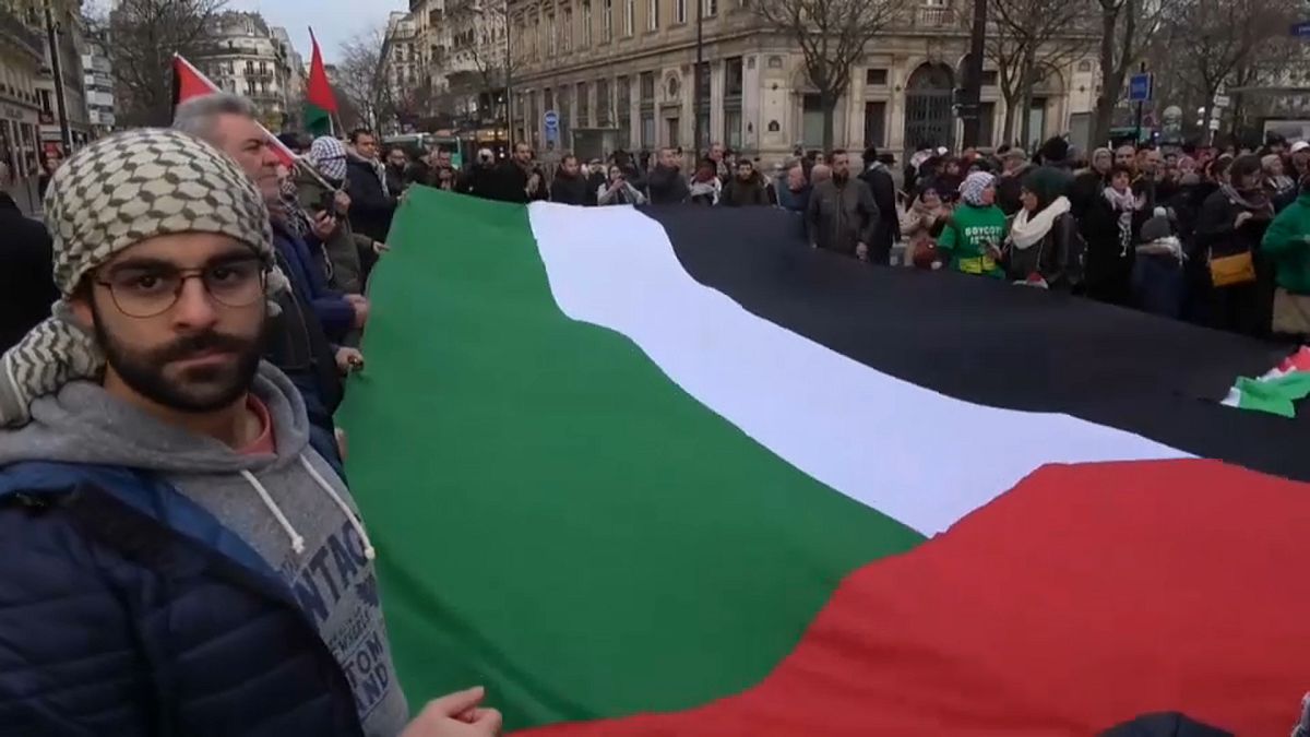 مظاهرة منددة بقرار ترامب بشأن القدس في العاصمة الفرنسية باريس