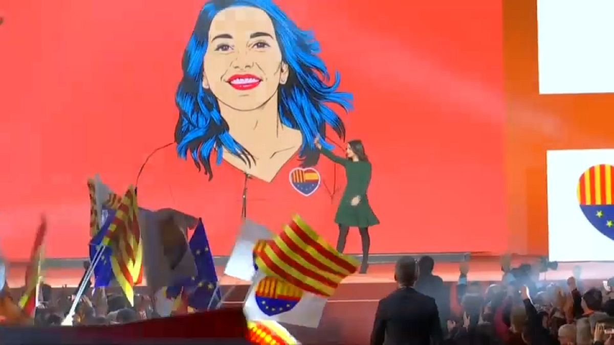 Katalonya'da partiler seçim öncesi son kozlarını oynuyor