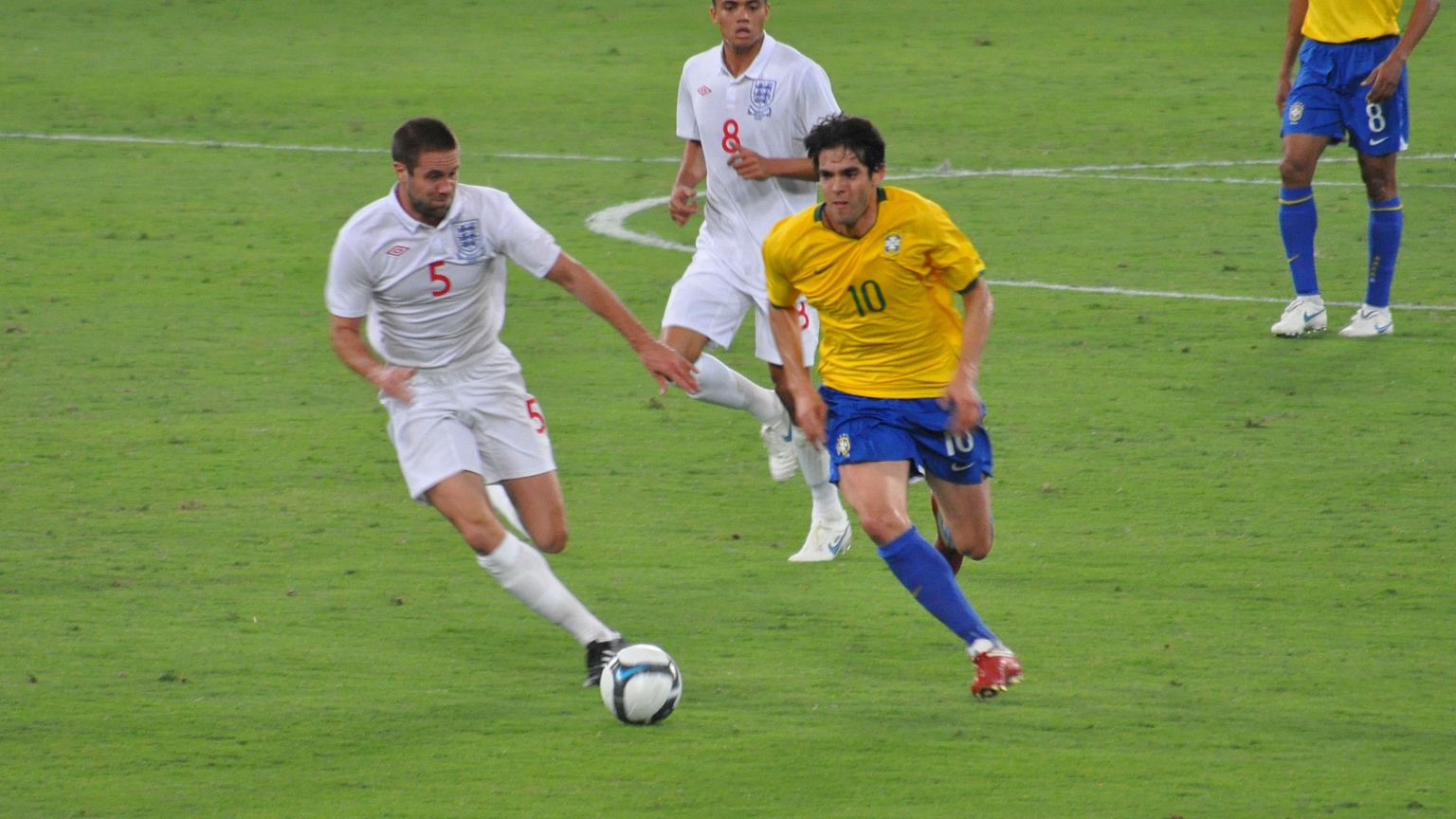 Kaká raccroche les crampons 