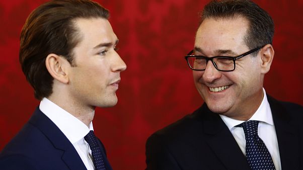 Beiktatták az új osztrák kormányt Beiktatták az új osztrák kormányt