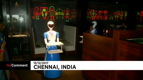 Un restaurante "robot" en el sur de la India Un restaurante "robot" en el sur de la India