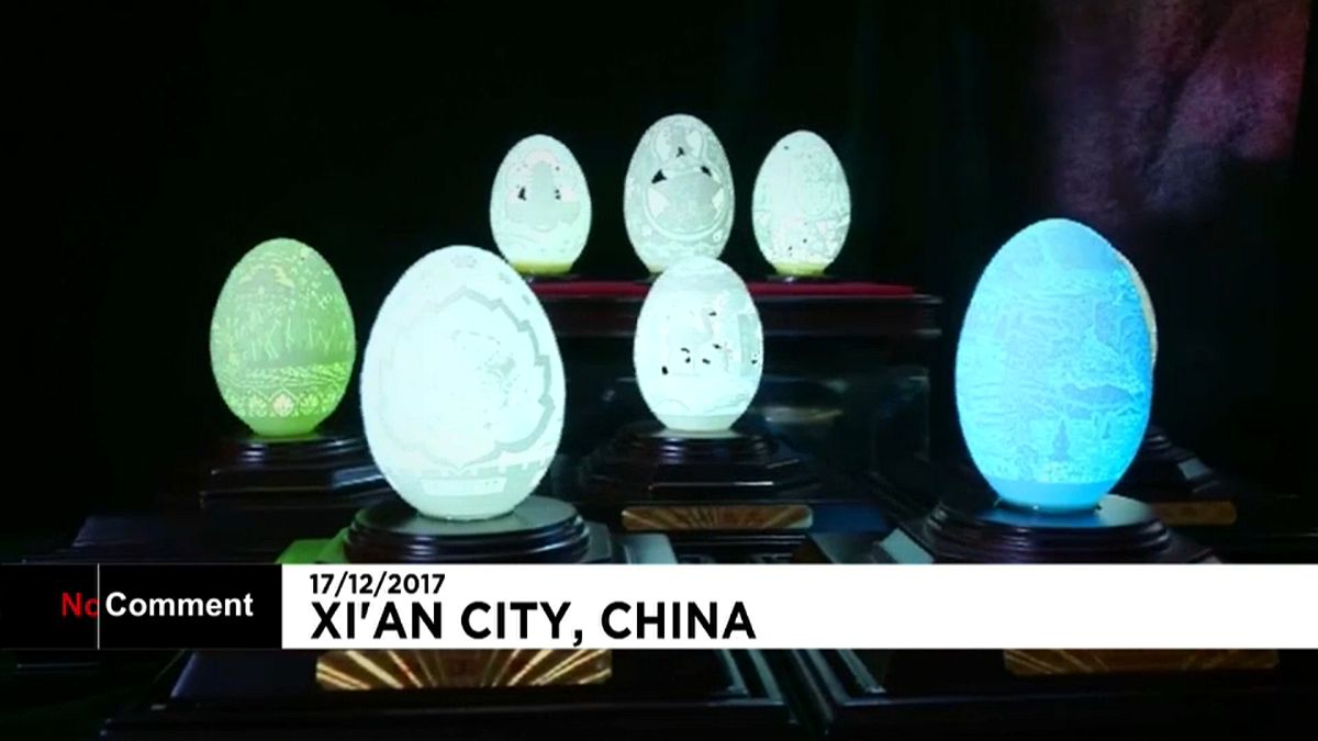 Casca de ovo transformada em obra de arte na China
