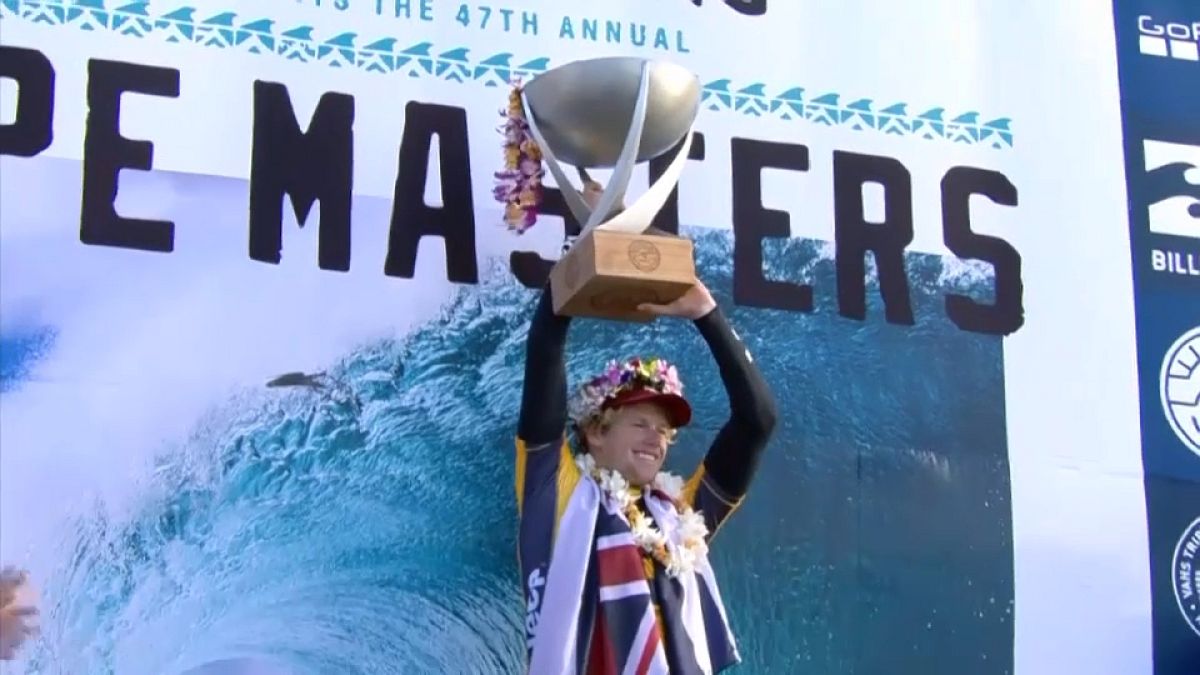 John John Florence defends a maiden world title by clinching the 2017 World Surf League championship