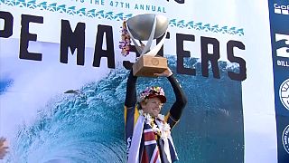 John John Florence defends a maiden world title by clinching the 2017 World Surf League championship