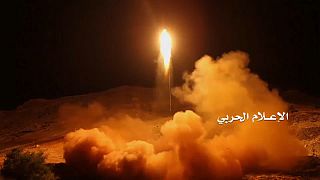 Intercetado em Riade míssil balistico disparado por houthis do Iémen