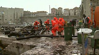 Un mare di rifiuti a Dubrovnik