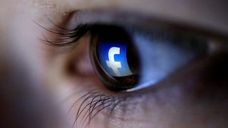 «Фейсбук» всех узнает в лицо