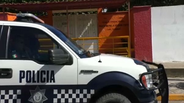 Εν ψυχρώ εκτέλεση Μεξικανού δημοσιογράφου στη σχολική γιορτή του γιου του Εν ψυχρώ εκτέλεση Μεξικανού δημοσιογράφου στη σχολική γιορτή του γιου του