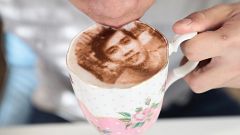  Λονδίνο: Η νέα μόδα του... «Selfieccino»