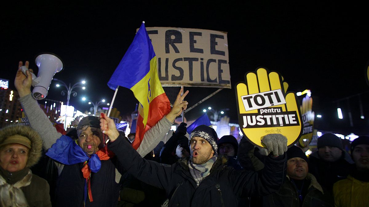 Ρουμανία: «Πέρασε» η αμφιλεγόμενη δικαστική μεταρρύθμιση