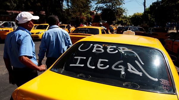 Uber kararı Avrupalı taksicileri sevindirdi Uber kararı Avrupalı taksicileri sevindirdi