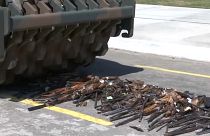 Exército do Brasil destrói armas ilegais