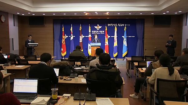 Военнослужащие Южной Кореи и КНДР обменялись предупредительными выстрелами Военнослужащие Южной Кореи и КНДР обменялись предупредительными выстрелами