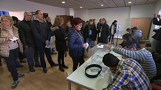 Cataluña vota en una jornada crucial para su futuro