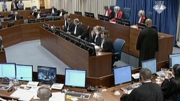 یکی از جلسات دادگاه بین المللی کیفری یوگسلاوی سابق یکی از جلسات دادگاه بین المللی کیفری یوگسلاوی سابق