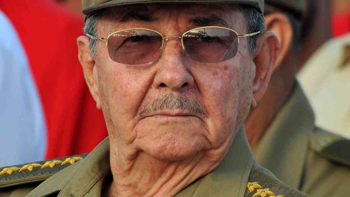 Raul Castro passa la mano
