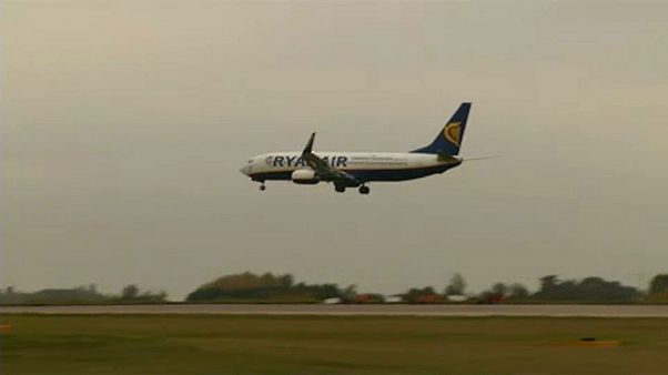 Magyar járatot is érint a Ryanair pénteki sztrájkja Magyar járatot is érint a Ryanair pénteki sztrájkja