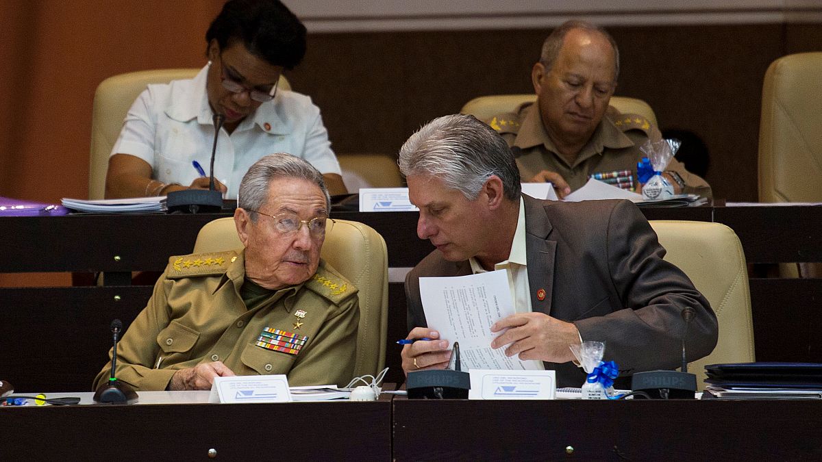 رائول کاسترو و جانشین احتمالی او معاون حزب کمونیست کوبا 