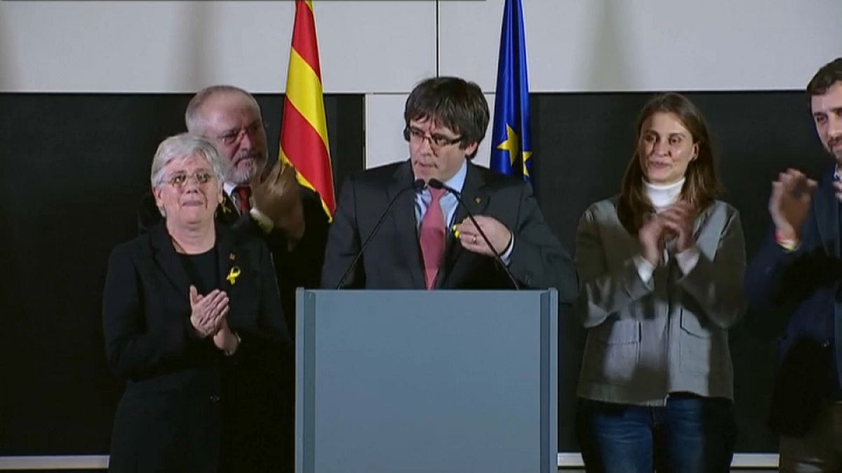 Puigdemont sale reforzado de las elecciones en Cataluña
