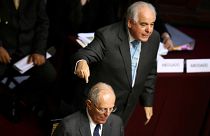 Presidente Kuczynski escapa à destituição