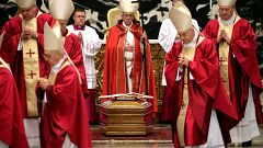 Cardinale Law: polemica sui funerali in Vaticano 