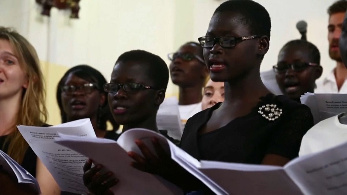 Güney Sudan'lı kimsesiz çocuklar korosu