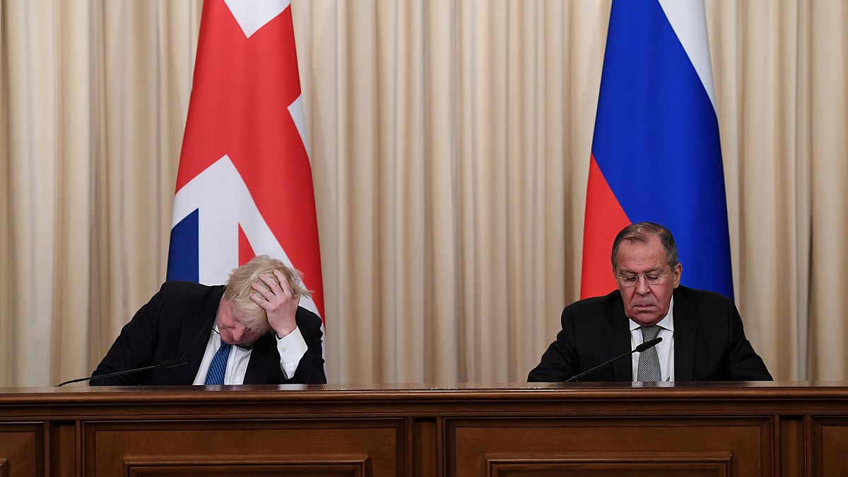 Face-à-face tendu entre Boris Johnson et Sergueï Lavrov