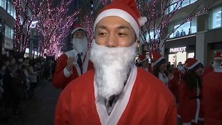 Tokios tolle Weihnachtsmänner